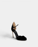 Escarpins noirs à bride et talon aiguille