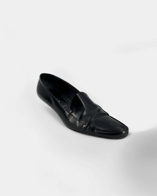 Mocassins noirs à petits talons - 37.5 EU / 7.5 US