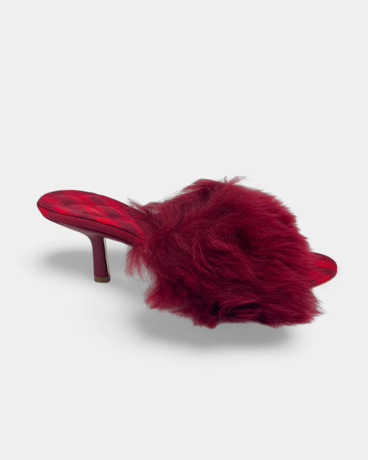 Mules rouges à fourrure - 37.5 EU / 7.5 US