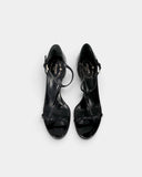 Sandales Prada en cuir verni noir à brides fines