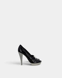 Escarpins peep-toe noirs et gris