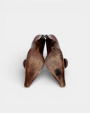 Removable brown leather pumps