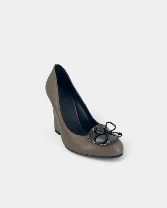 Escarpins compensés gris à noeud noir - 37 EU / 7 US