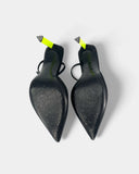 Escarpins noirs à talon jaune