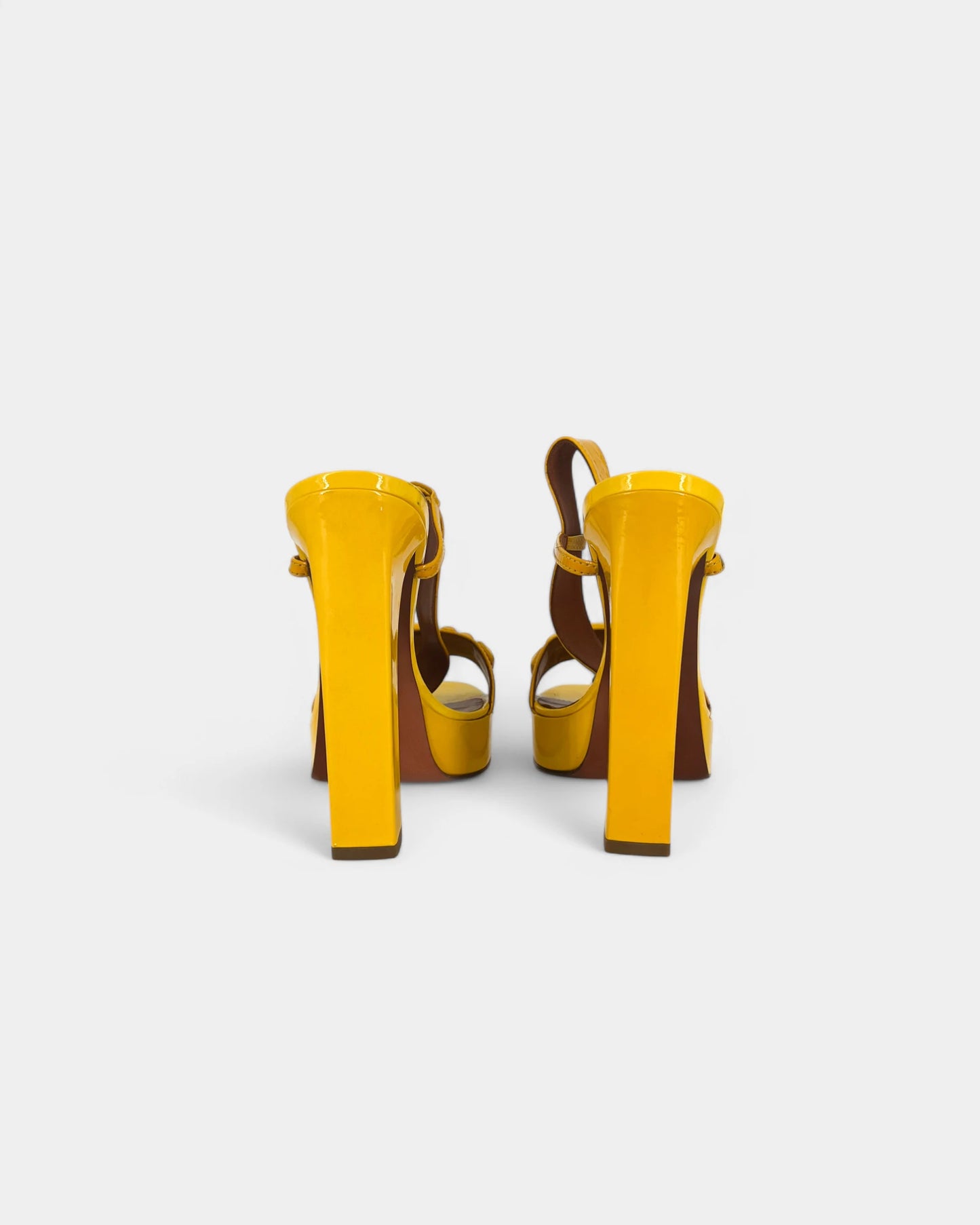 Sandales jaunes à talons - 40 EU / 10 US
