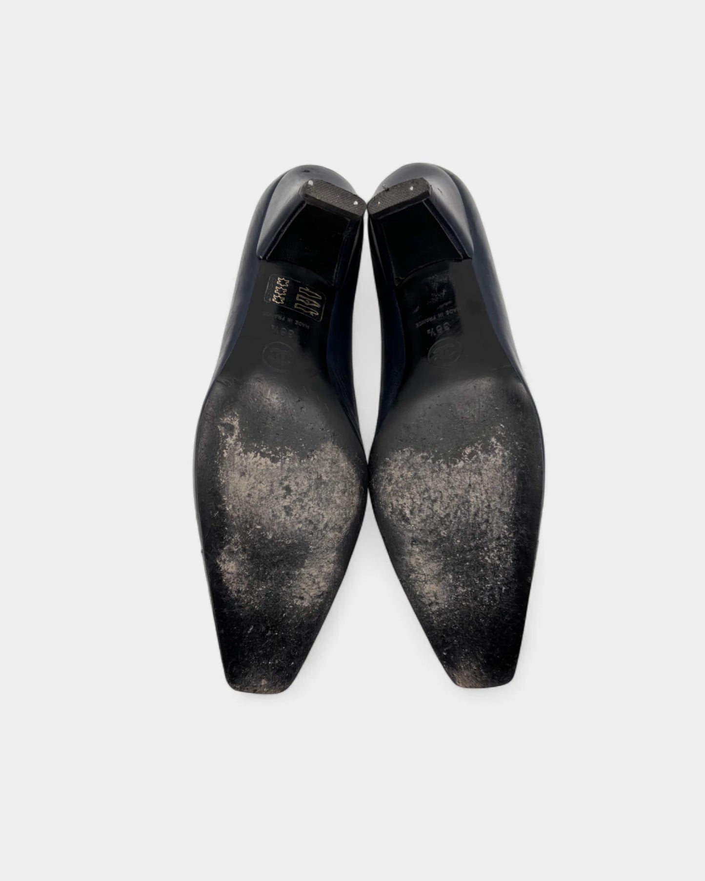 Escarpins en cuir avec bout carré logo CC - 38.5 EU / 7.5 US