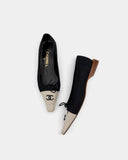 Two-tone canvas ballet flats with embroidered CC logo
