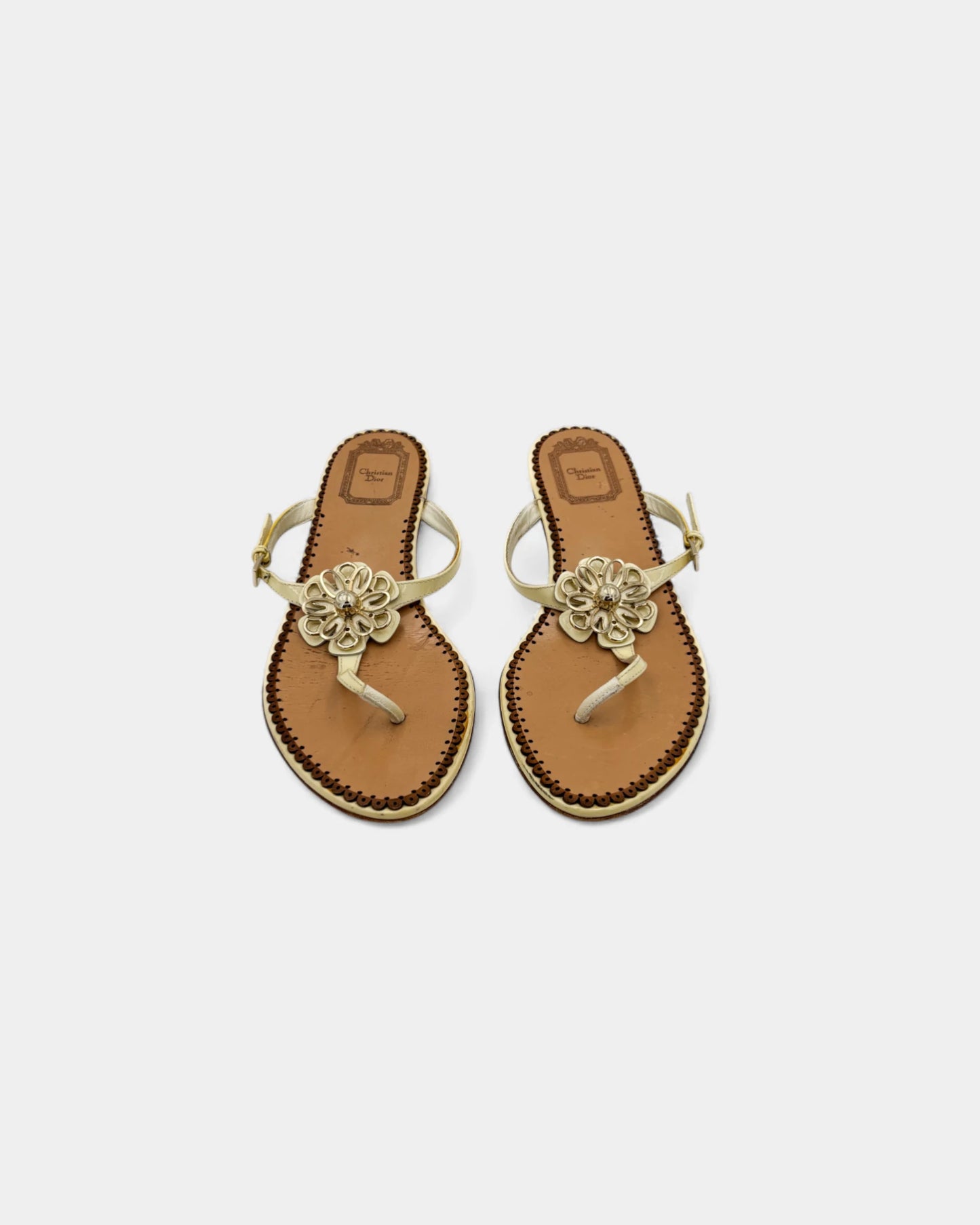 Sandales dorées fleurs - 37 EU / 6 US