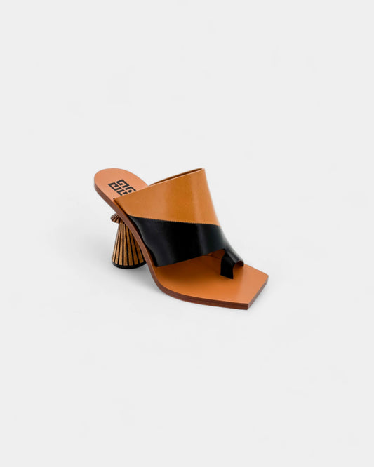 Mules marrons et noires - 37 EU / 6 US