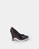 Escarpins en cuir vegan effet croco marron à talon compensé