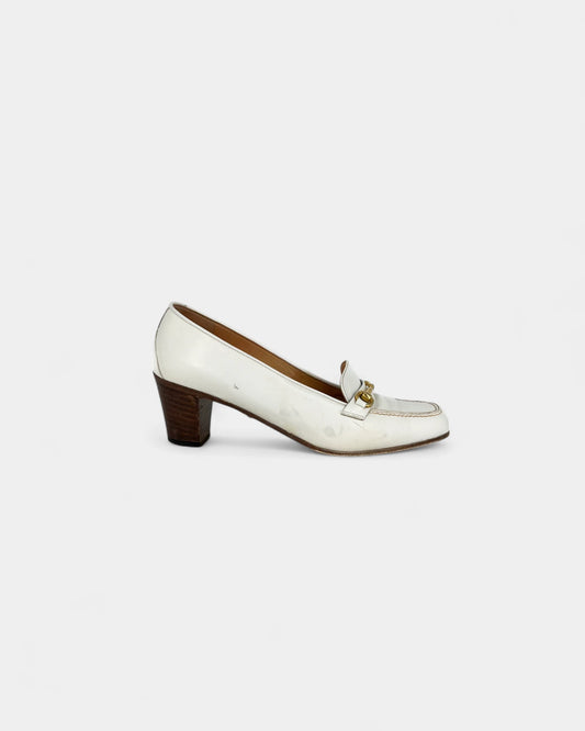 Mocassins blancs à talons - 34.5 EU / 4.5 US