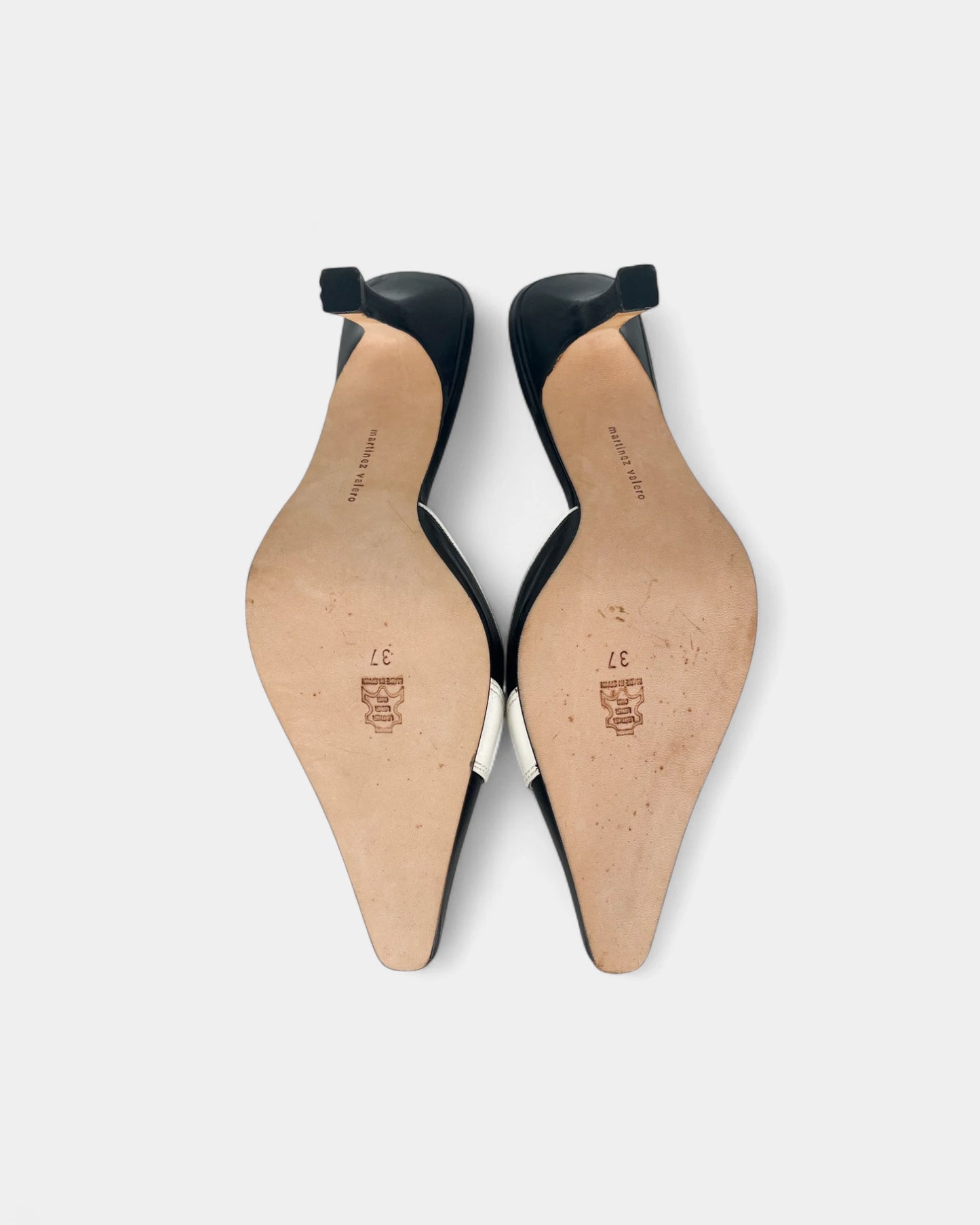 Mules noires et blanches - 37 EU / 7 US