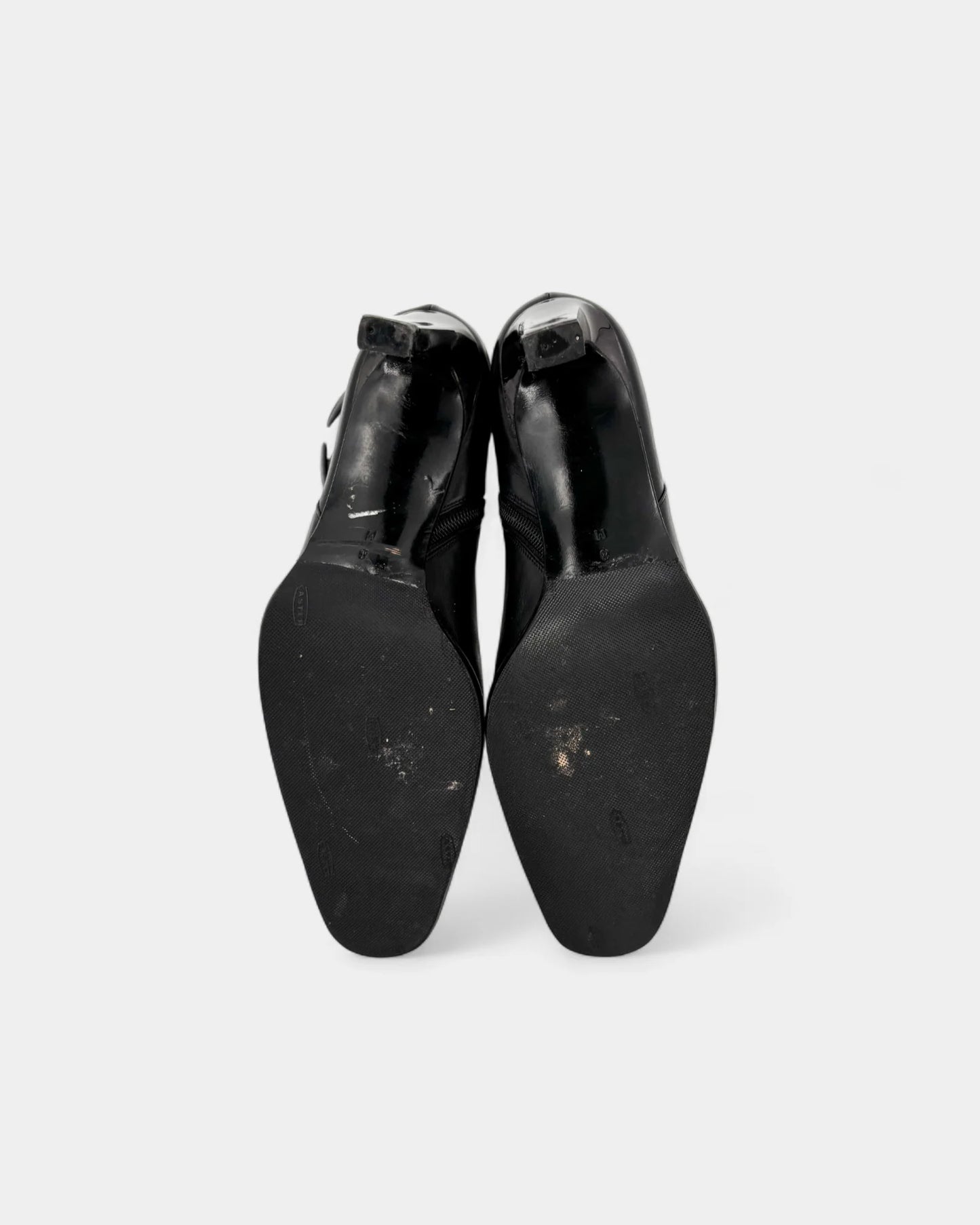 Bottines en cuir noir
