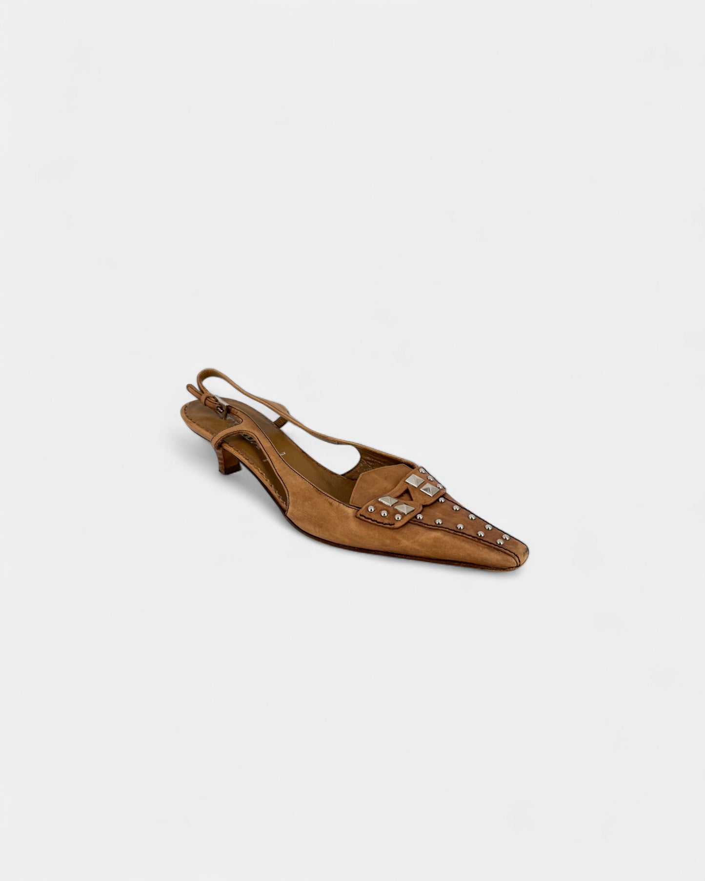 Slingbacks en cuir marron clouté