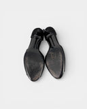 Satin pumps with a purple flower